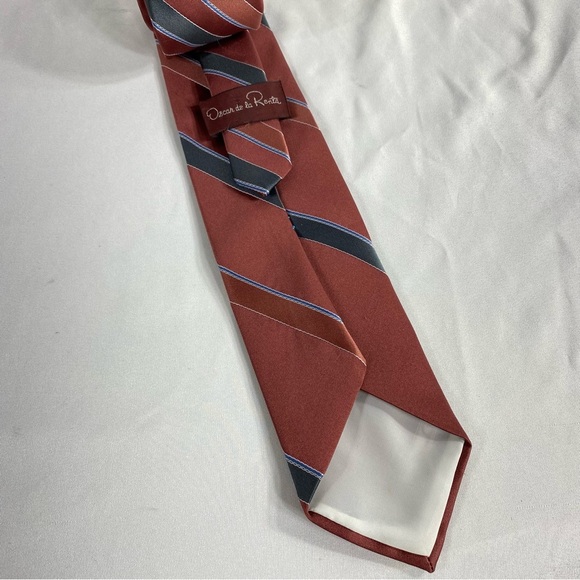 Oscar De La Renta Burnt Sienna & Gray Striped  Polyester/Silk Blend Tie - Picture 4 of 7